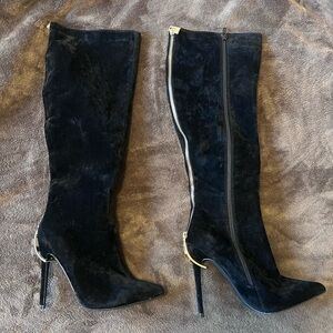 Elegant Black Knee-High Women's Boots